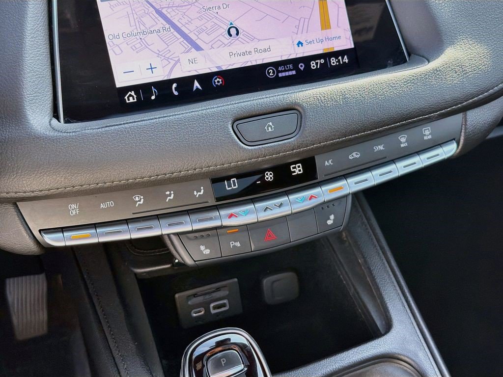 Certified 2023 Cadillac XT4 Luxury w/ Cold Weather Package AWD/4WD image 14