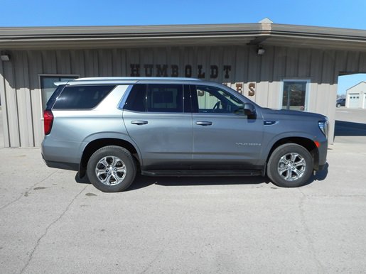 Used 2022 GMC Yukon SLE image 4