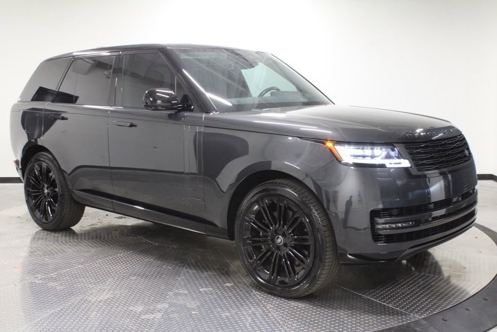 Used 2024 Land Rover Range Rover Autobiography image 9