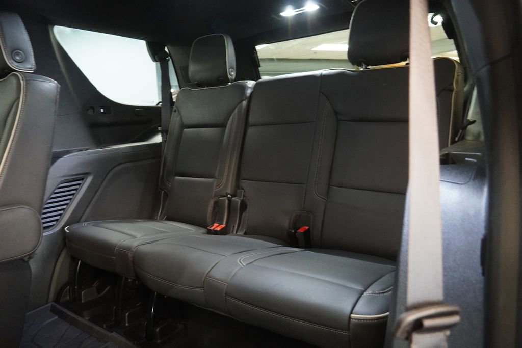 Used 2024 Chevrolet Tahoe Premier w/ Premium Package 2 AWD/4WD image 33
