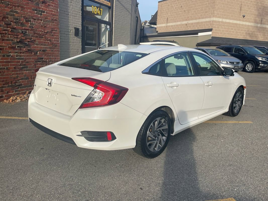 Used 2018 Honda Civic EX image 4