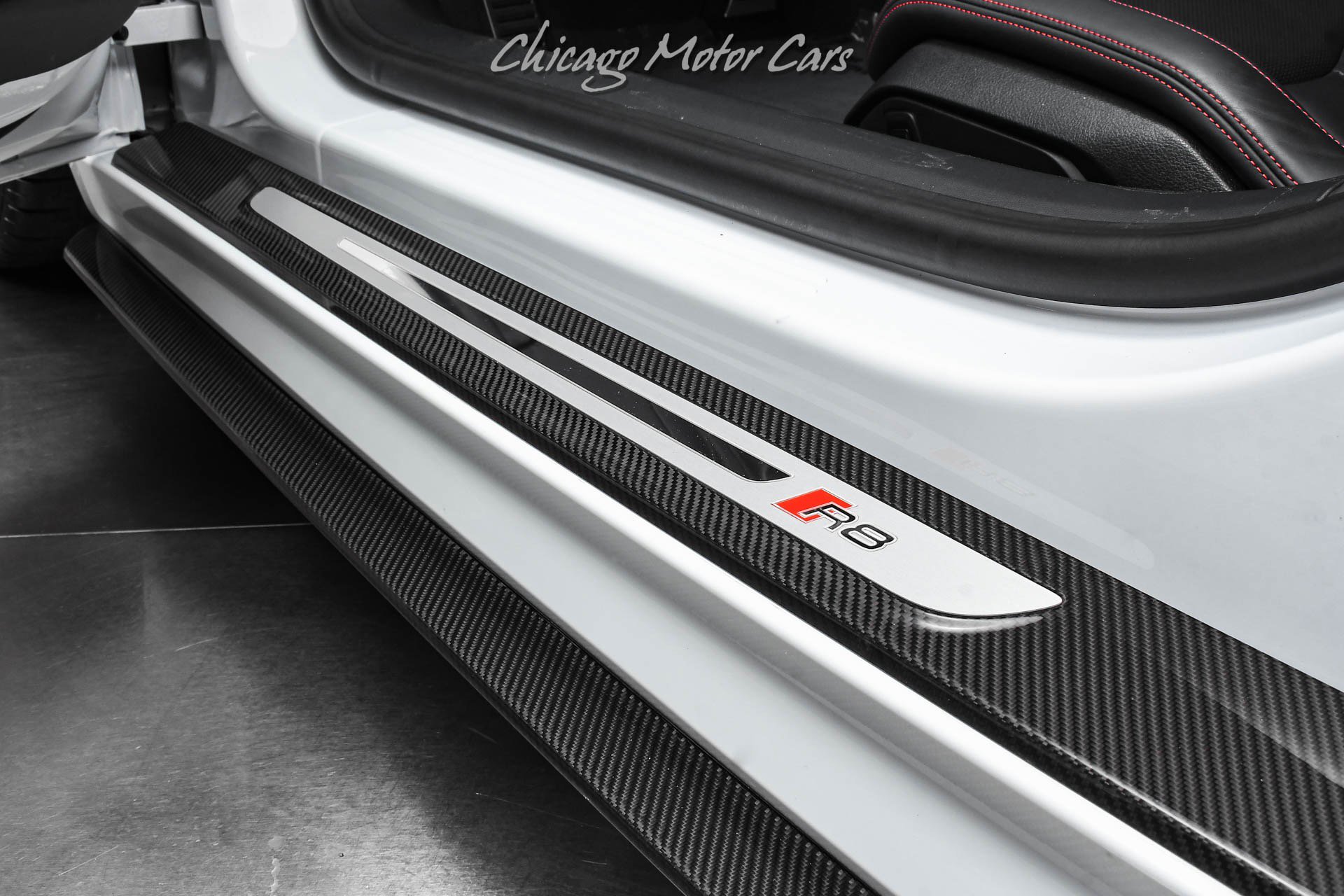 Used 2018 Audi R8 V10 plus image 25