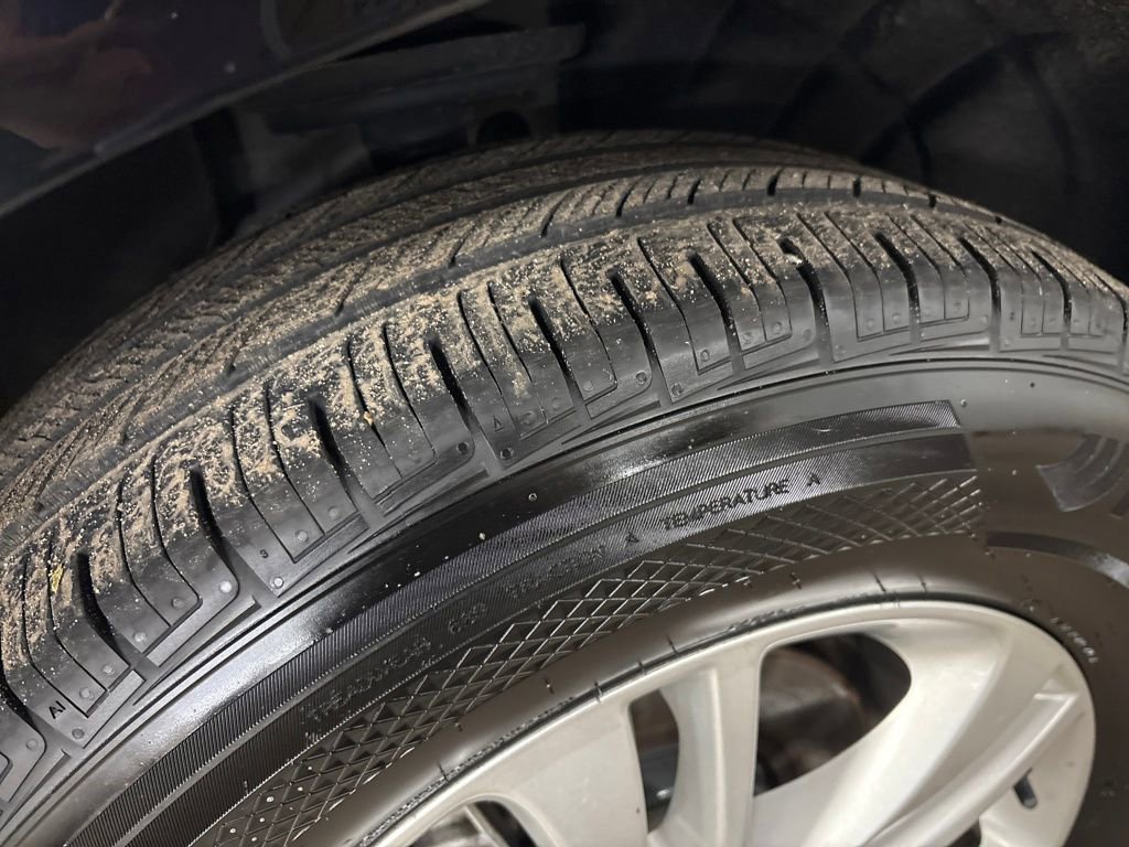 Used 2021 Buick Enclave Essence w/ Sound and Sites Package image 12