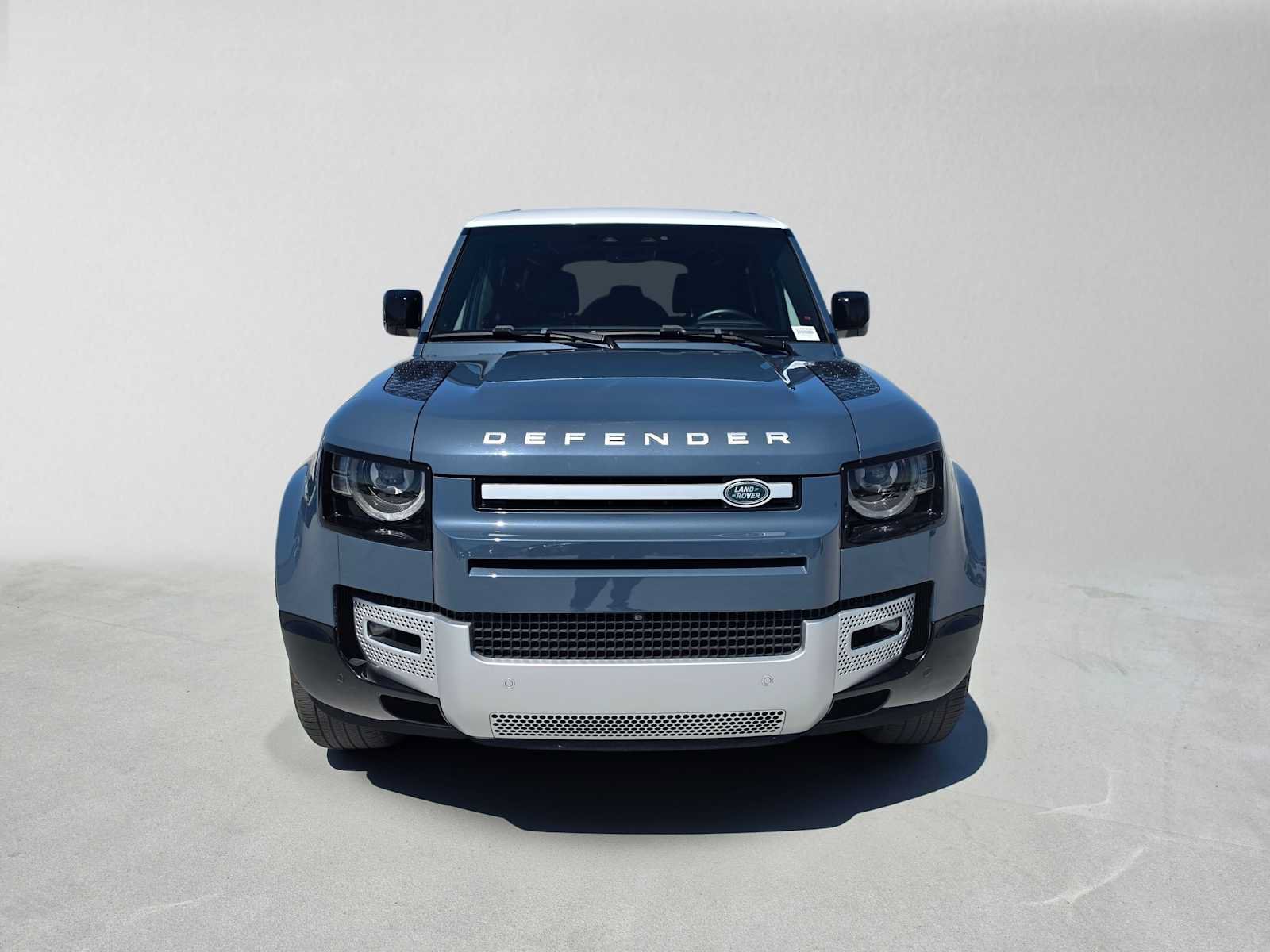Used 2024 Land Rover Defender 110 S AWD/4WD image 8