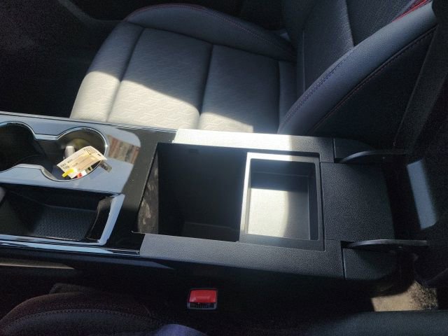 New 2026 Chevrolet Equinox RS w/ Convenience Package III FWD image 32