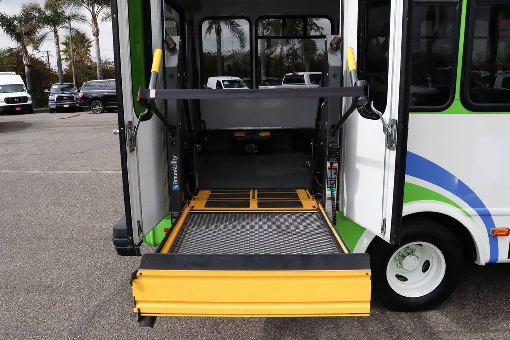 Used 2015 Ford E-450 and Econoline 450 Super Duty w/ Shuttle Bus Prep Package image 12