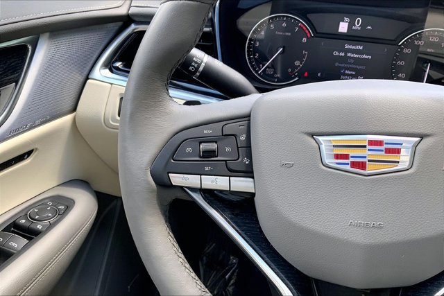 Used 2024 Cadillac XT6 Premium Luxury w/ LPO, Floor Liner Package AWD/4WD image 18