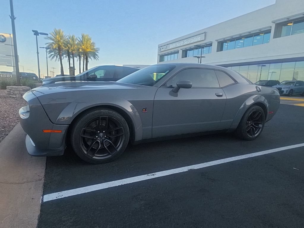 Used 2019 Dodge Challenger R/T Scat Pack RWD image 3