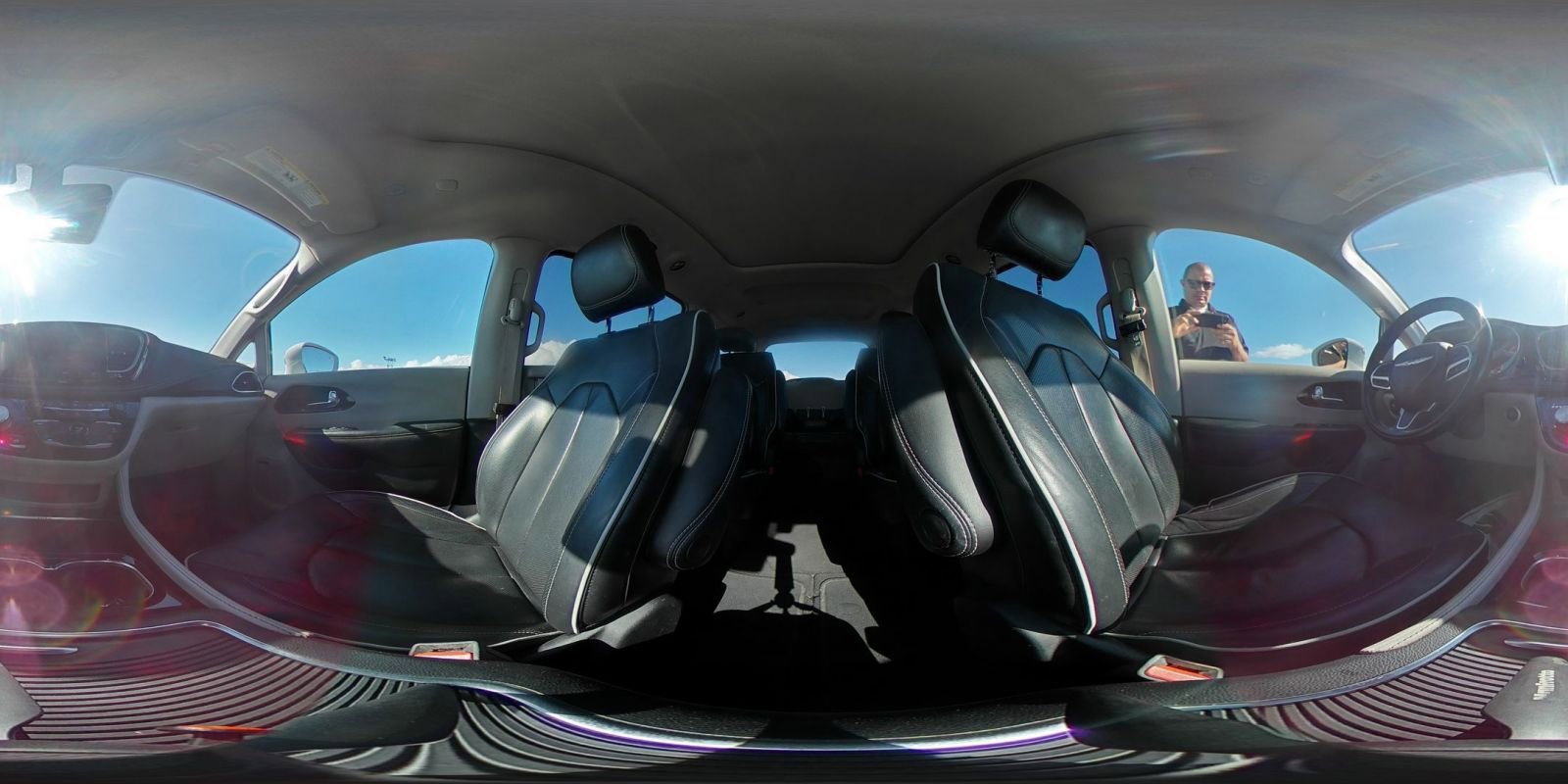 Used 2022 Chrysler Pacifica Limited FWD image 37