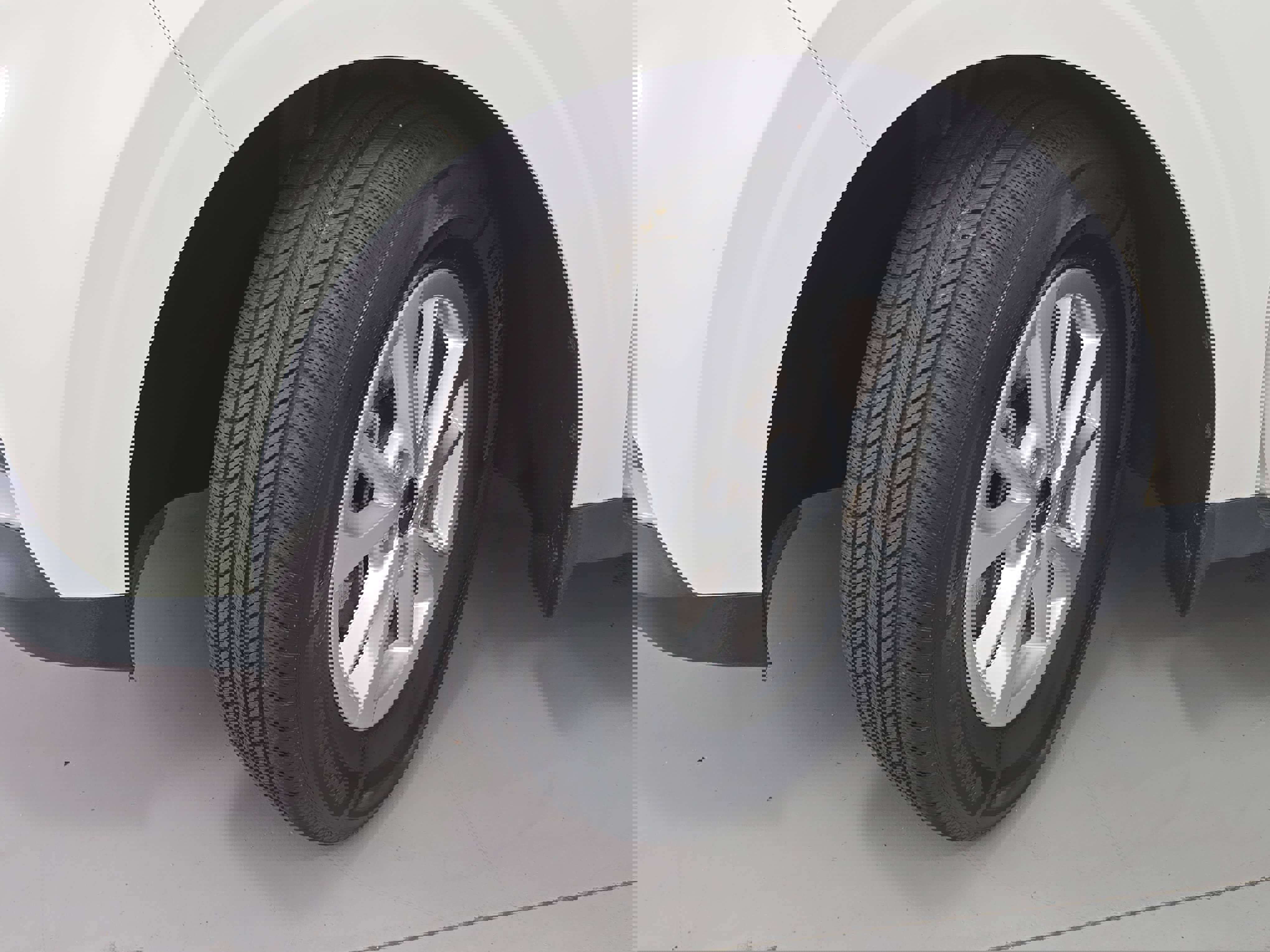 Used 2022 Kia Carnival LX image 31