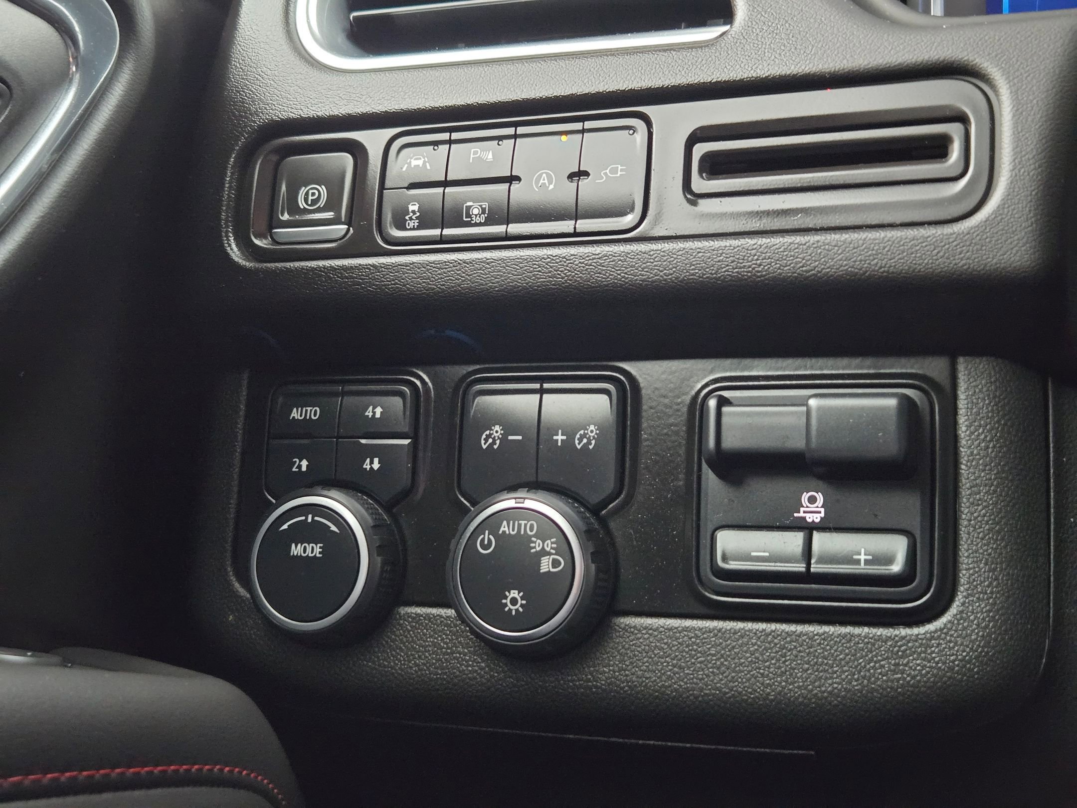 Certified 2022 Chevrolet Tahoe RST w/ Luxury Package image 26