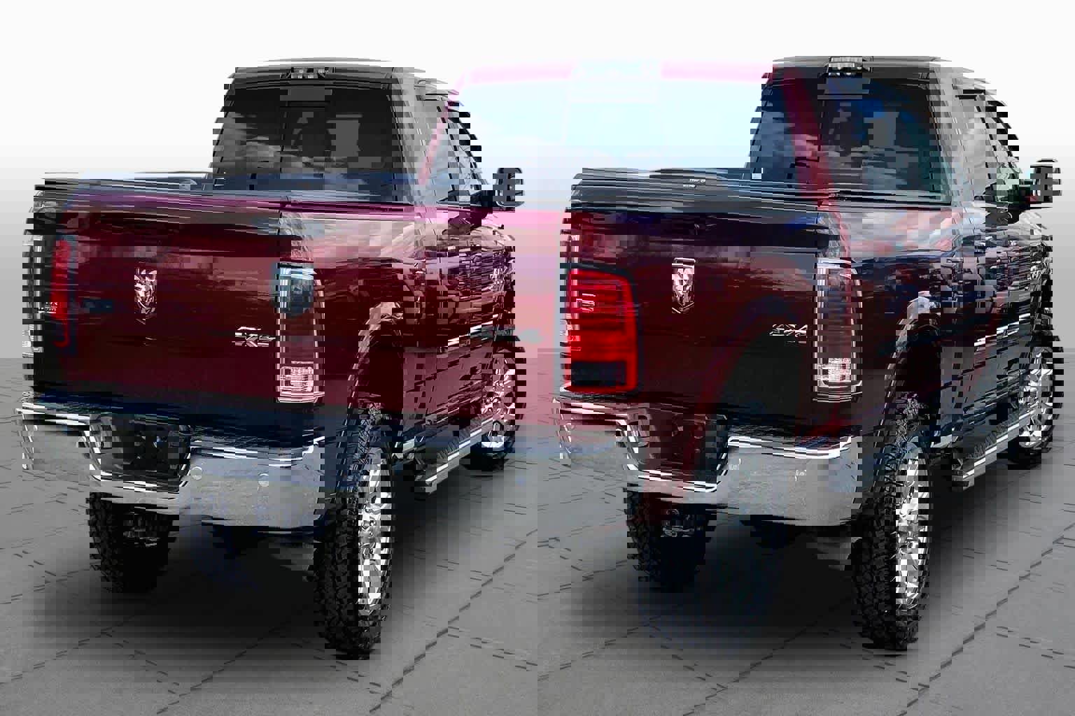 Used 2018 RAM 2500 Laramie image 13