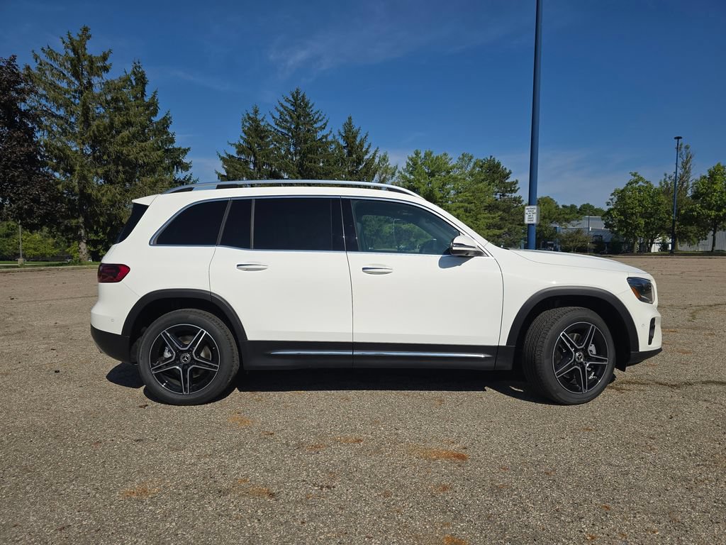 New 2026 Mercedes-Benz GLB 250 4MATIC image 15