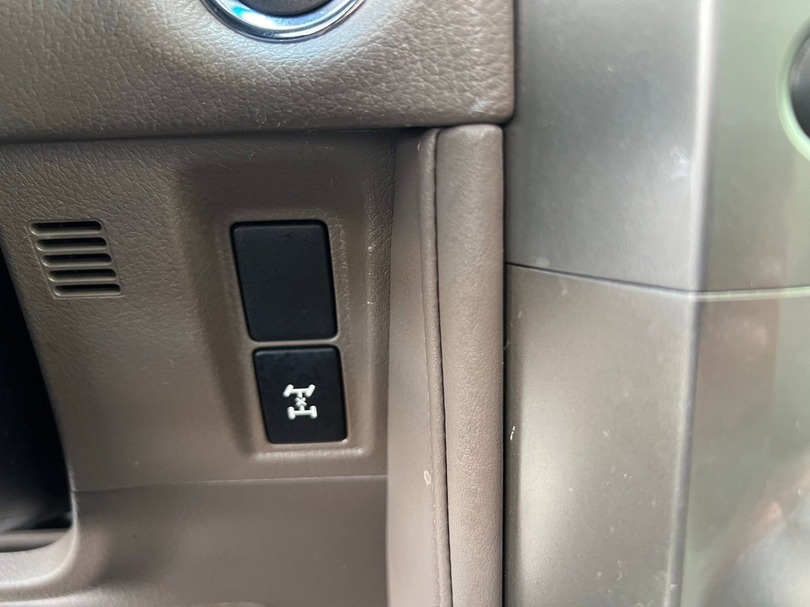 Used 2016 Lexus GX 460 w/ Comfort Package AWD/4WD image 41