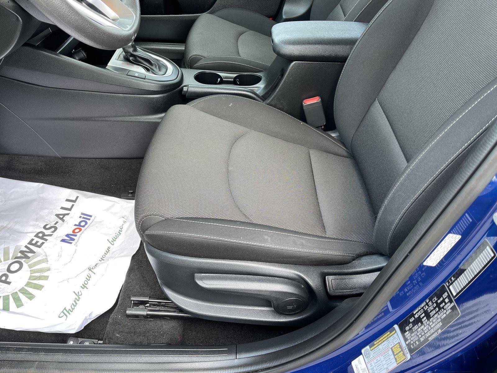 Used 2024 Kia Forte LXS FWD image 3
