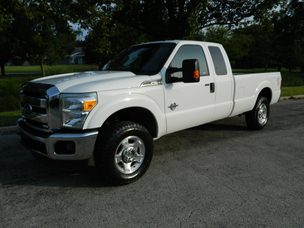 Used 2011 Ford F250 XLT w/ Advanced Security Group AWD/4WD image 18