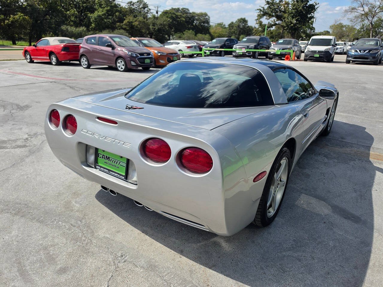 Used 2004 Chevrolet Corvette Coupe w/ Preferred Equipment Group RWD image 12