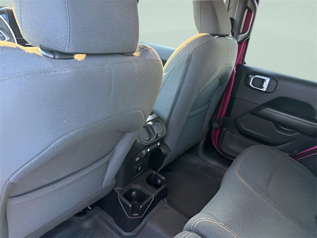 Used 2024 Jeep Wrangler Sahara w/ Technology Group image 8