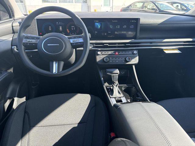 New 2026 Hyundai Tucson SE image 6