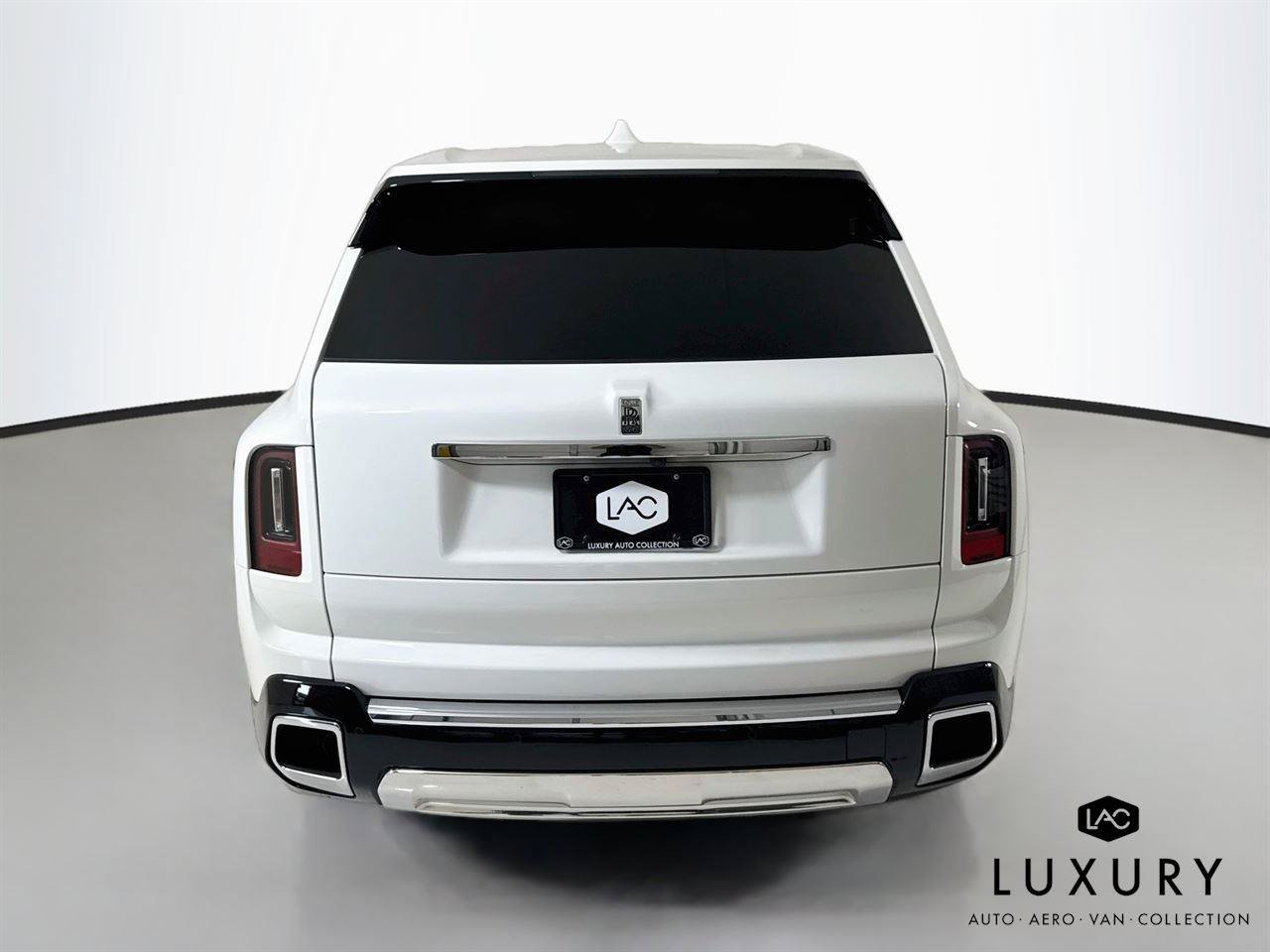 Used 2025 Rolls-Royce Cullinan AWD/4WD image 7