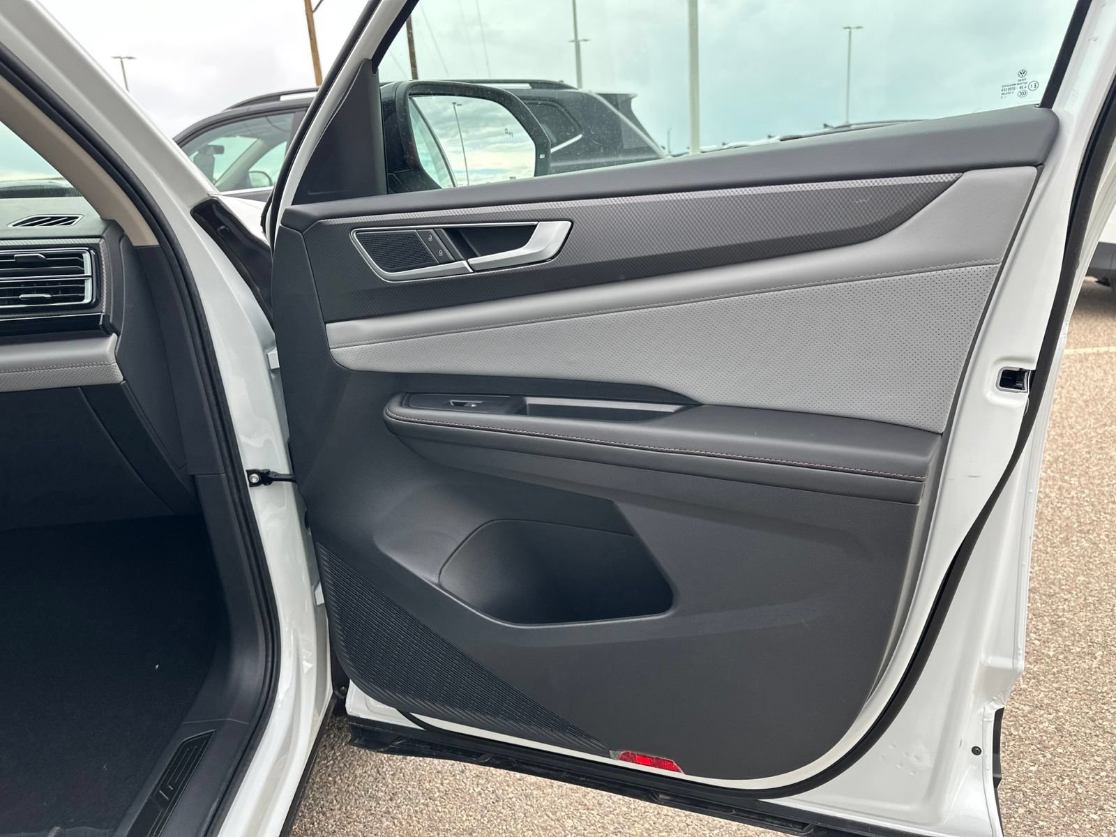 New 2026 Volkswagen Atlas Peak Edition AWD/4WD image 47
