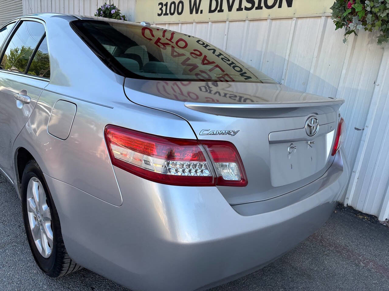 Used 2011 Toyota Camry LE w/ LE Extra-Value Pkg image 5