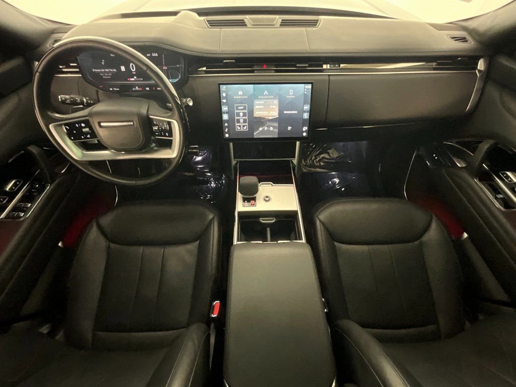 Certified 2024 Land Rover Range Rover Long Wheelbase Autobiography image 14