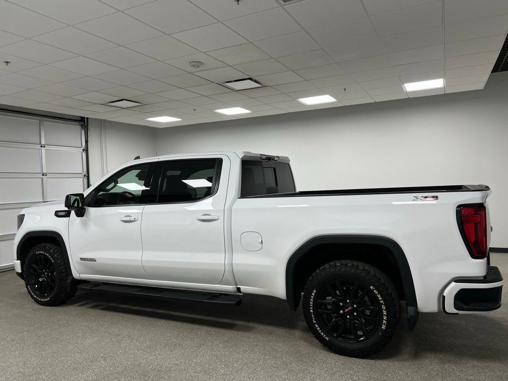 Used 2025 GMC Sierra 1500 Elevation w/ Elevation Premium Package image 8