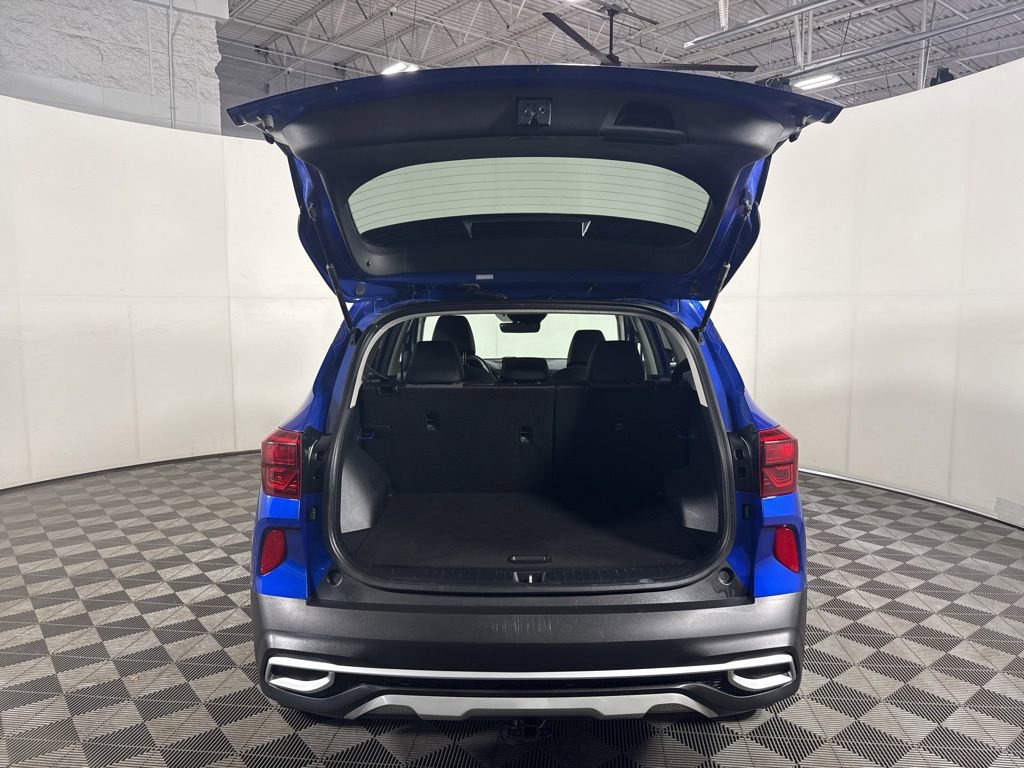 Used 2021 Kia Seltos S FWD image 9