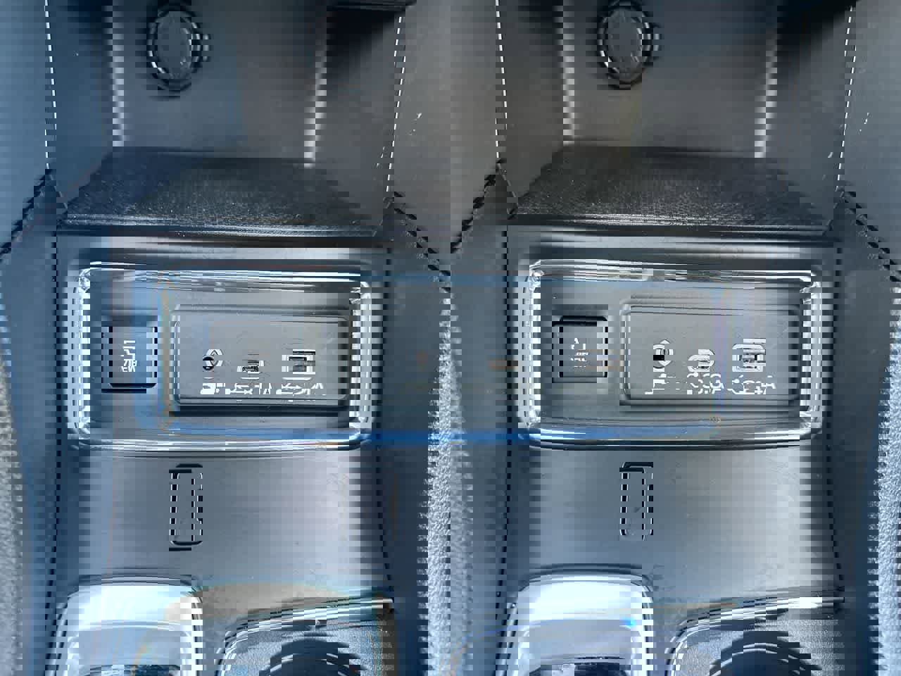 Certified 2025 Subaru Ascent Limited image 33