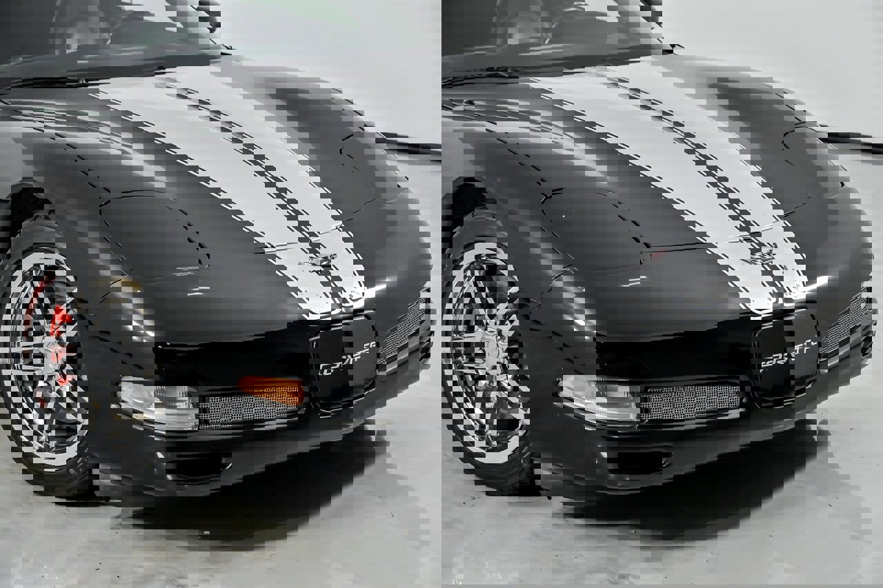 Used 2003 Chevrolet Corvette Z06 w/ Memory Package, 3 Drivers image 3