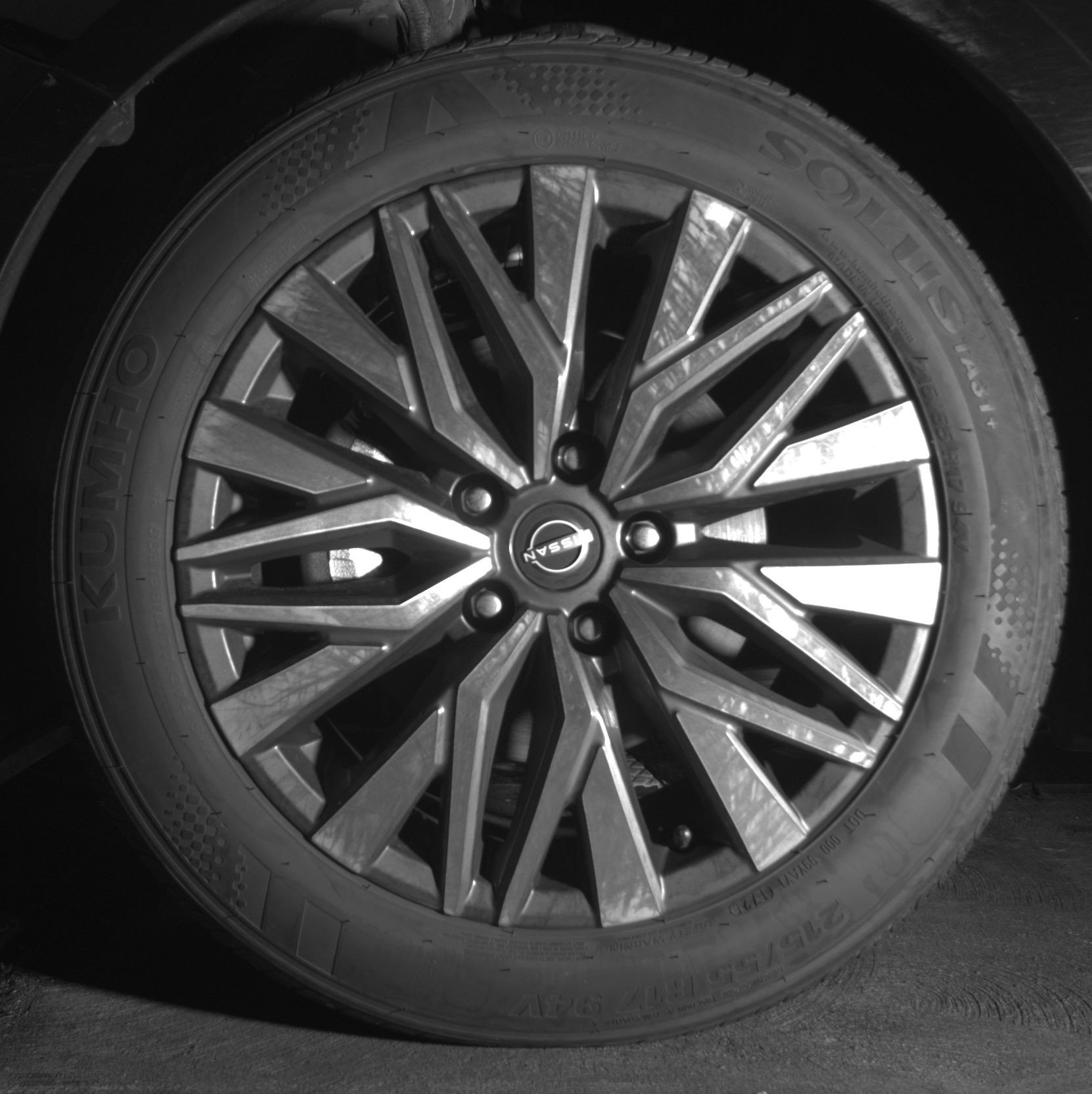 Used 2025 Nissan Altima 2.5 SV FWD image 12