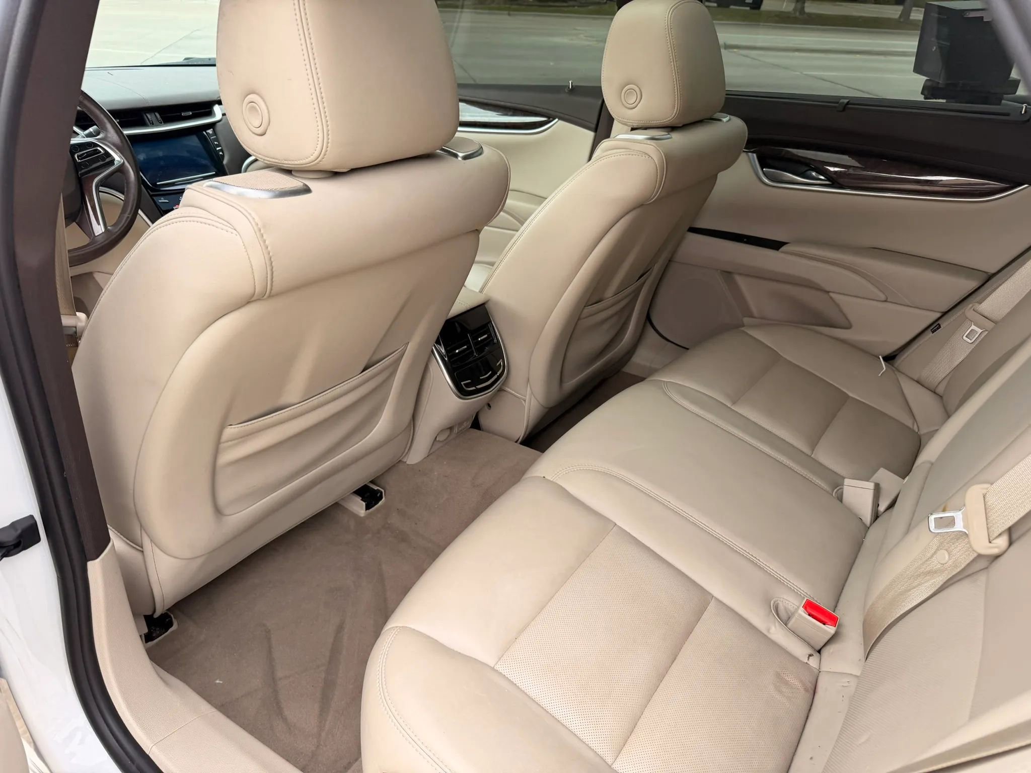 Used 2016 Cadillac XTS Premium image 14