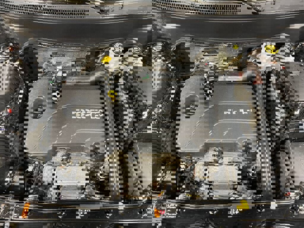 Certified 2022 GMC Terrain SLE w/ Driver Convenience Package image 22