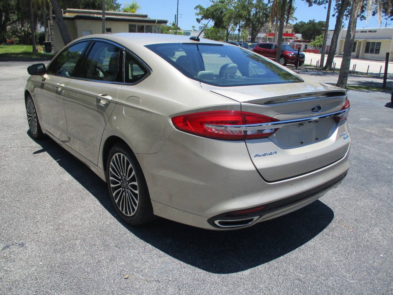 Used 2017 Ford Fusion Titanium AWD/4WD image 6