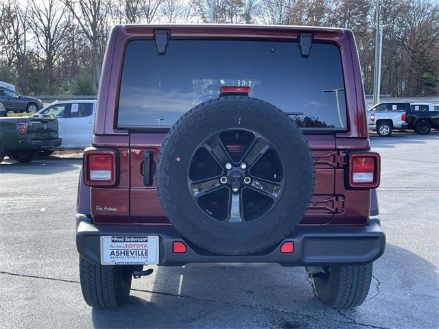 Used 2021 Jeep Wrangler Unlimited Sahara image 4