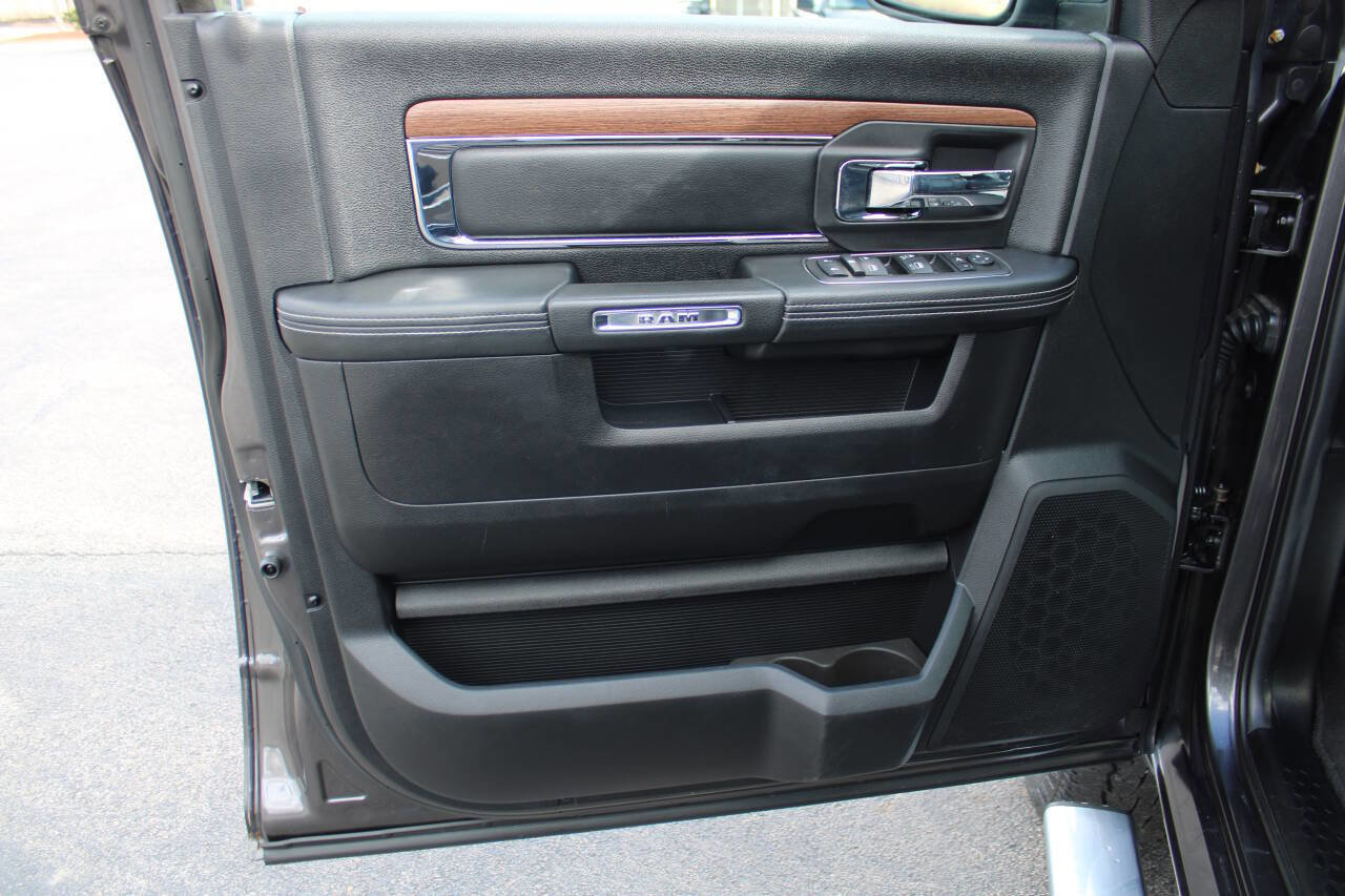 Used 2014 RAM 2500 Laramie w/ Convenience Group image 20