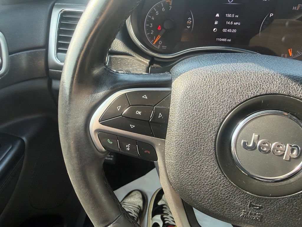 Used 2018 Jeep Grand Cherokee Altitude AWD/4WD image 16