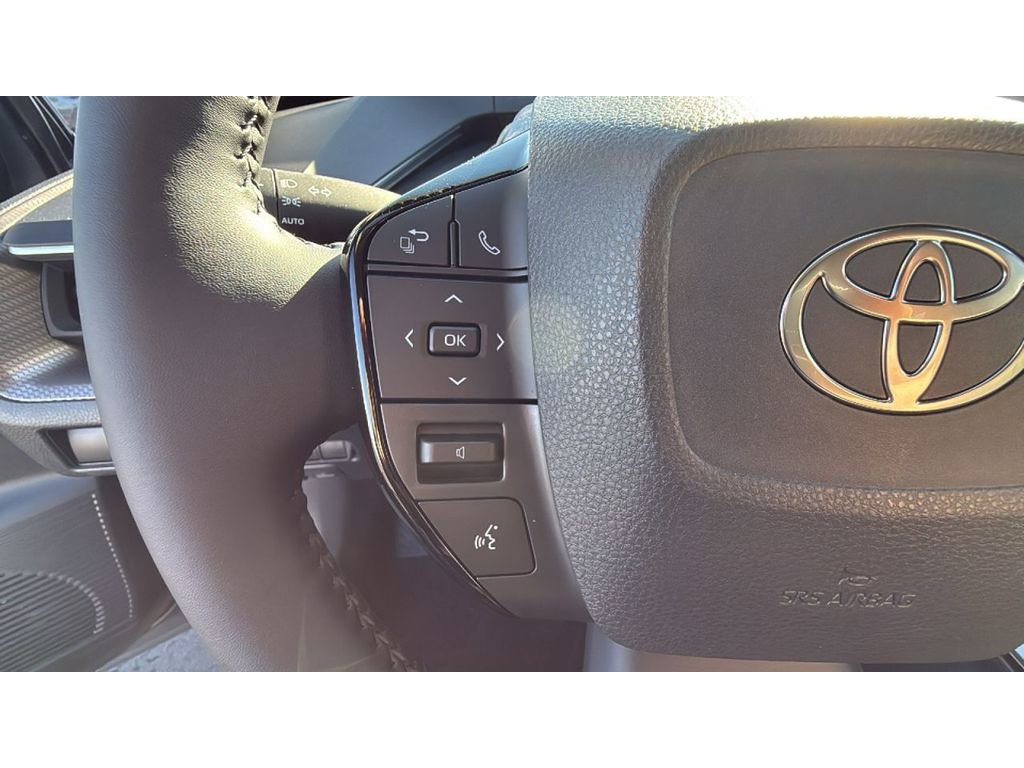 New 2026 Toyota Prius XLE image 25