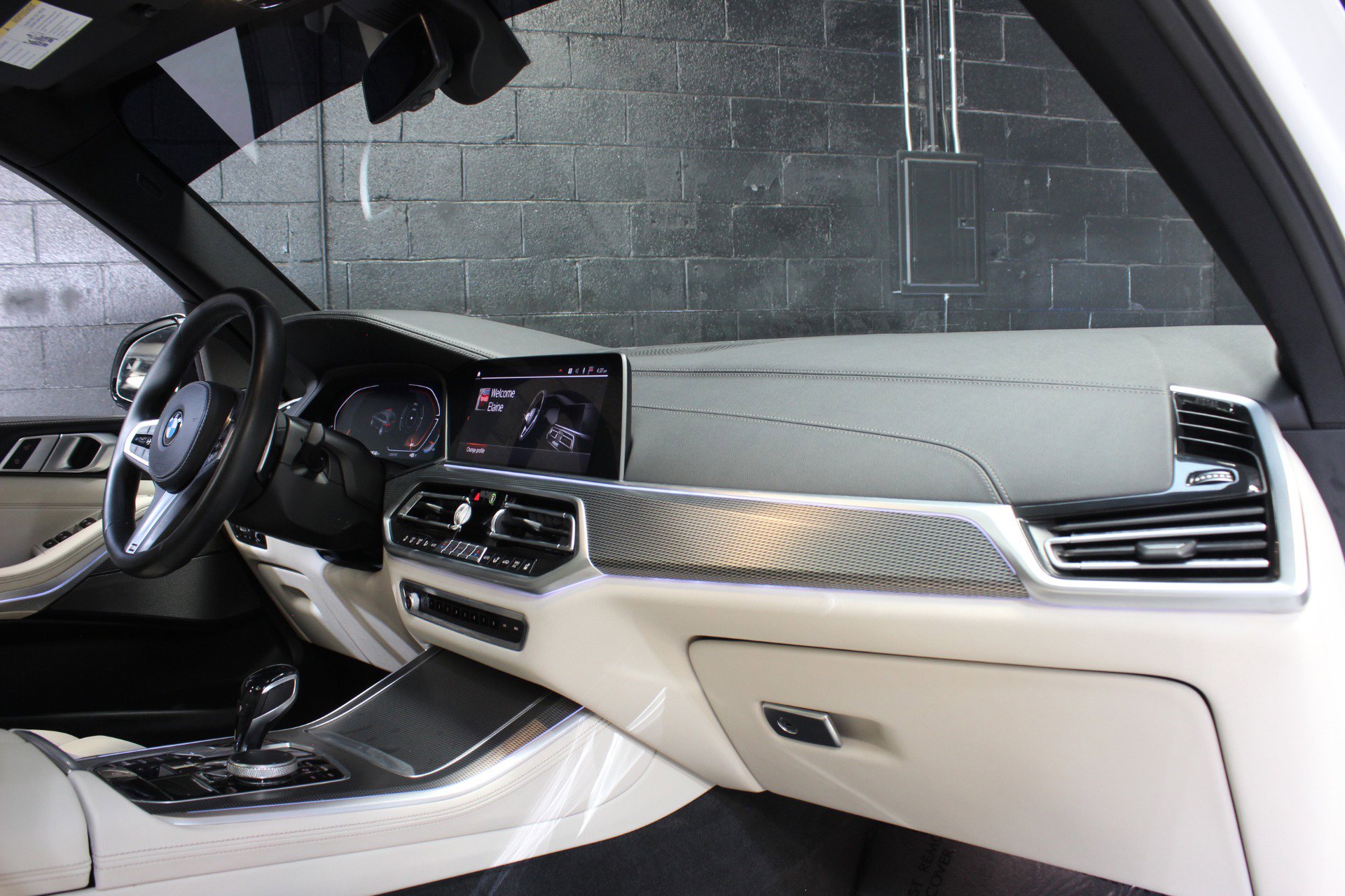 Used 2021 BMW X5 sDrive40i w/ M Sport Package image 43