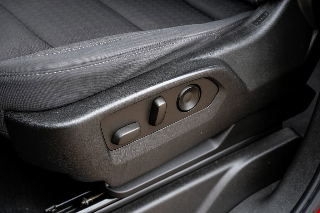 Used 2022 GMC Yukon XL SLE AWD/4WD image 32