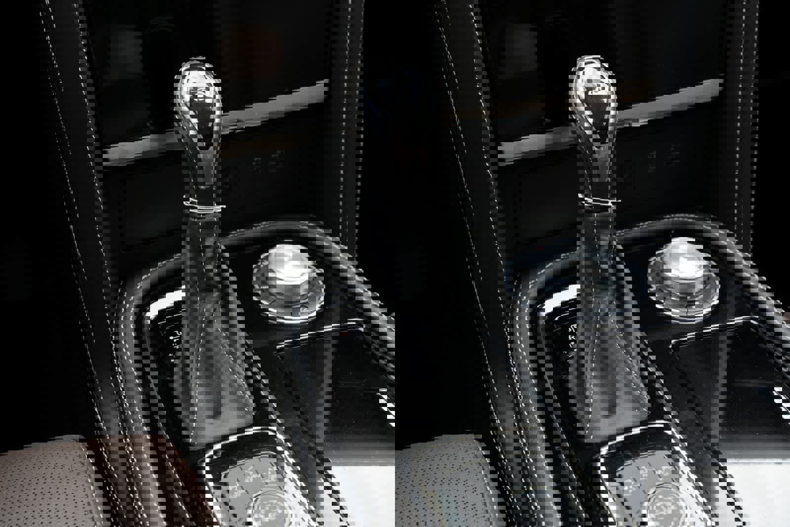 Used 2024 INFINITI QX80 Premium Select w/ Cargo Package AWD/4WD image 11