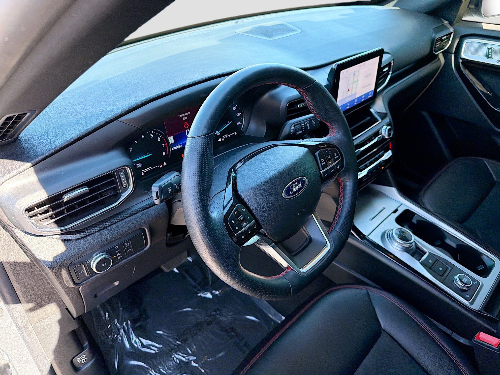 Used 2022 Ford Explorer ST-Line w/ Class IV Trailer Tow Package image 26