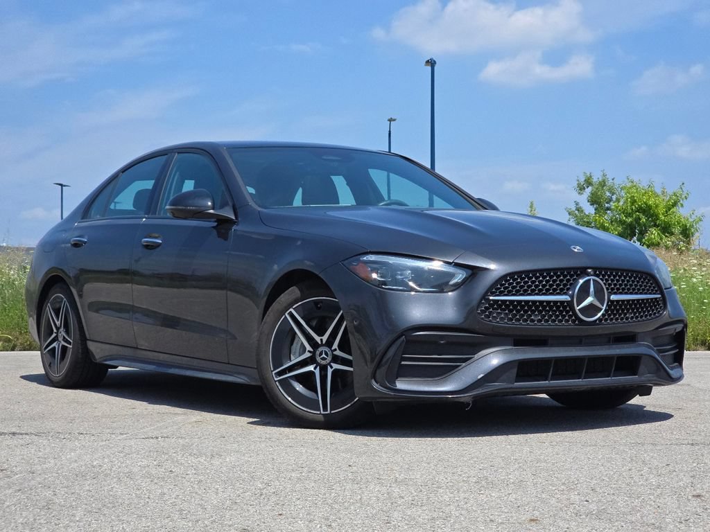 Used 2023 Mercedes-Benz C 300 4MATIC Sedan image 2