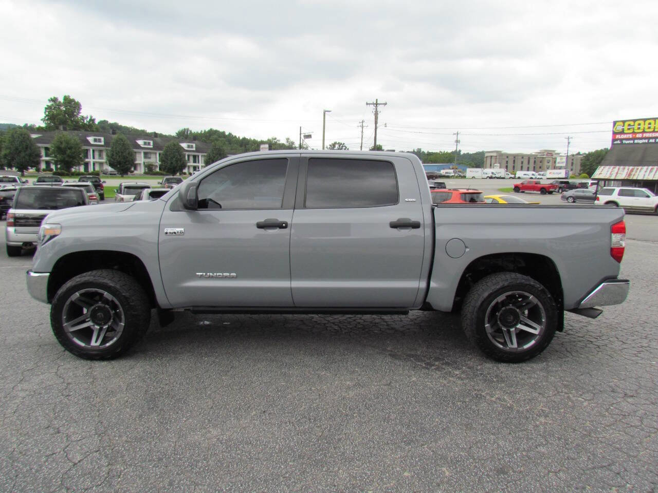 Used 2021 Toyota Tundra SR5 image 4
