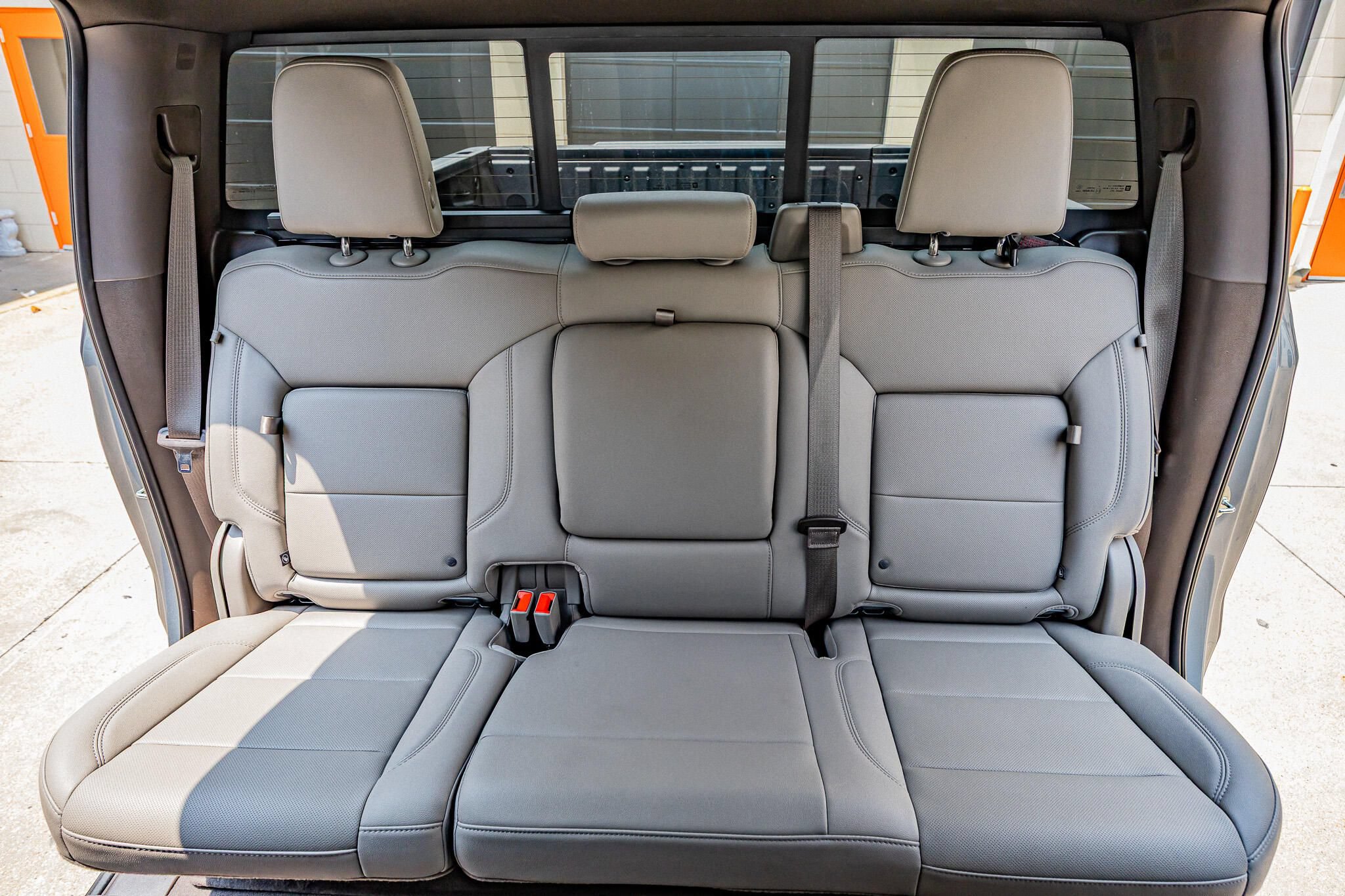 Used 2023 GMC Sierra 1500 SLT w/ SLT Premium Package AWD/4WD image 35