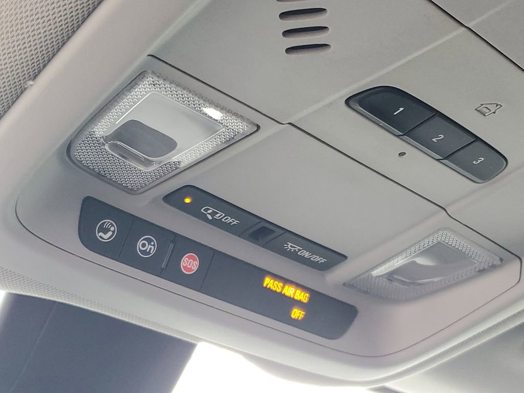 Certified 2018 Chevrolet Equinox Premier image 20