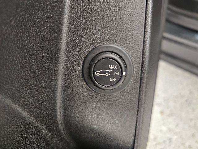 Used 2018 Chevrolet Equinox LT FWD image 37