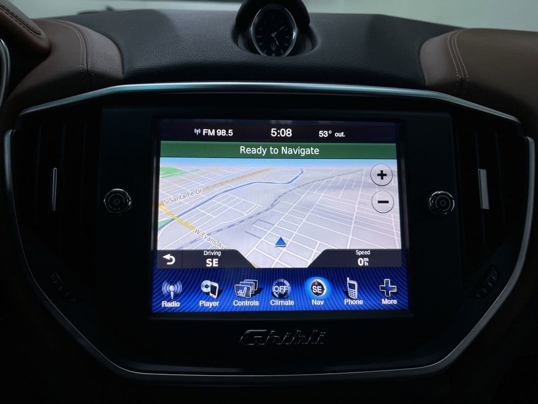 Used 2016 Maserati Ghibli image 23