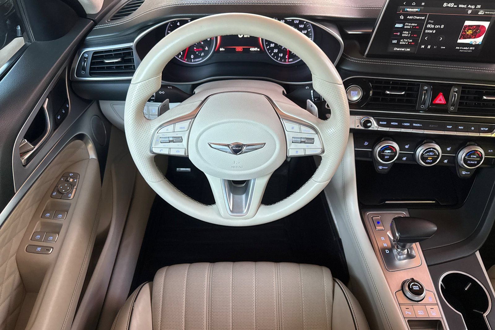 Used 2019 Genesis G70 3.3T Design RWD image 19